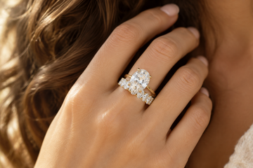 Why Upgrading Your Engagement Ring Is The Best 10 Year Anniversary Gift!