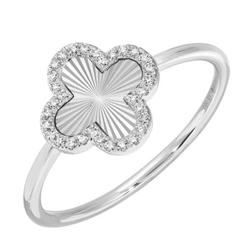 14k White Gold Fluted Clover Diamond Ring