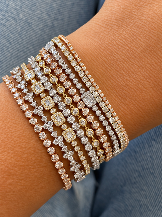 14k White Gold Illusion Emerald Diamond Tennis Bracelet 1.10ctw