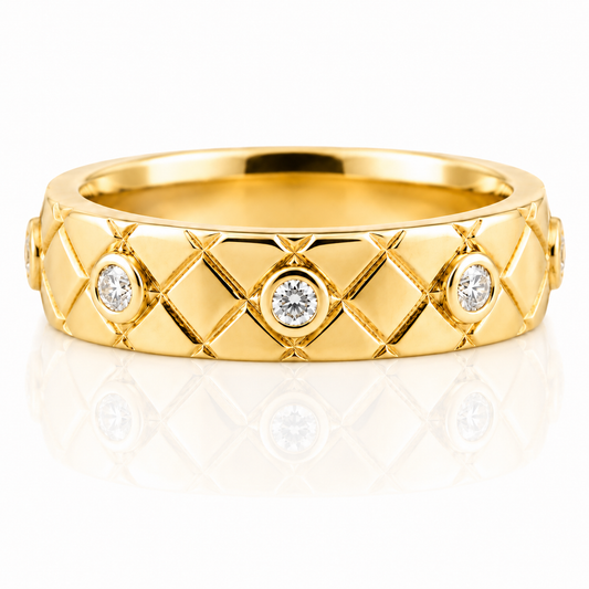 18k Yellow Gold Diamond Pattern Design Bezel Mens Band