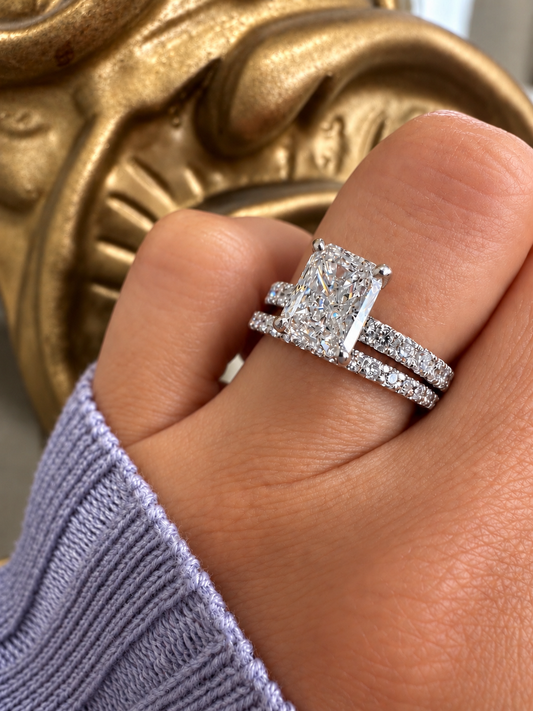 14k White Gold 2.50ct Lab Grown Elongated Radiant Diamond Engagement Ring