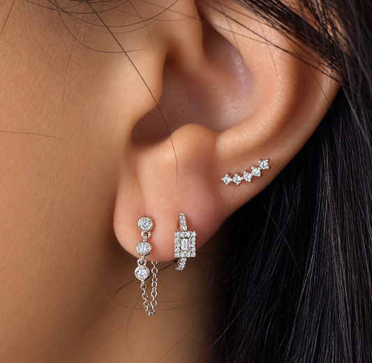 14k White Gold Arc Diamond Stud Earrings .15ctw